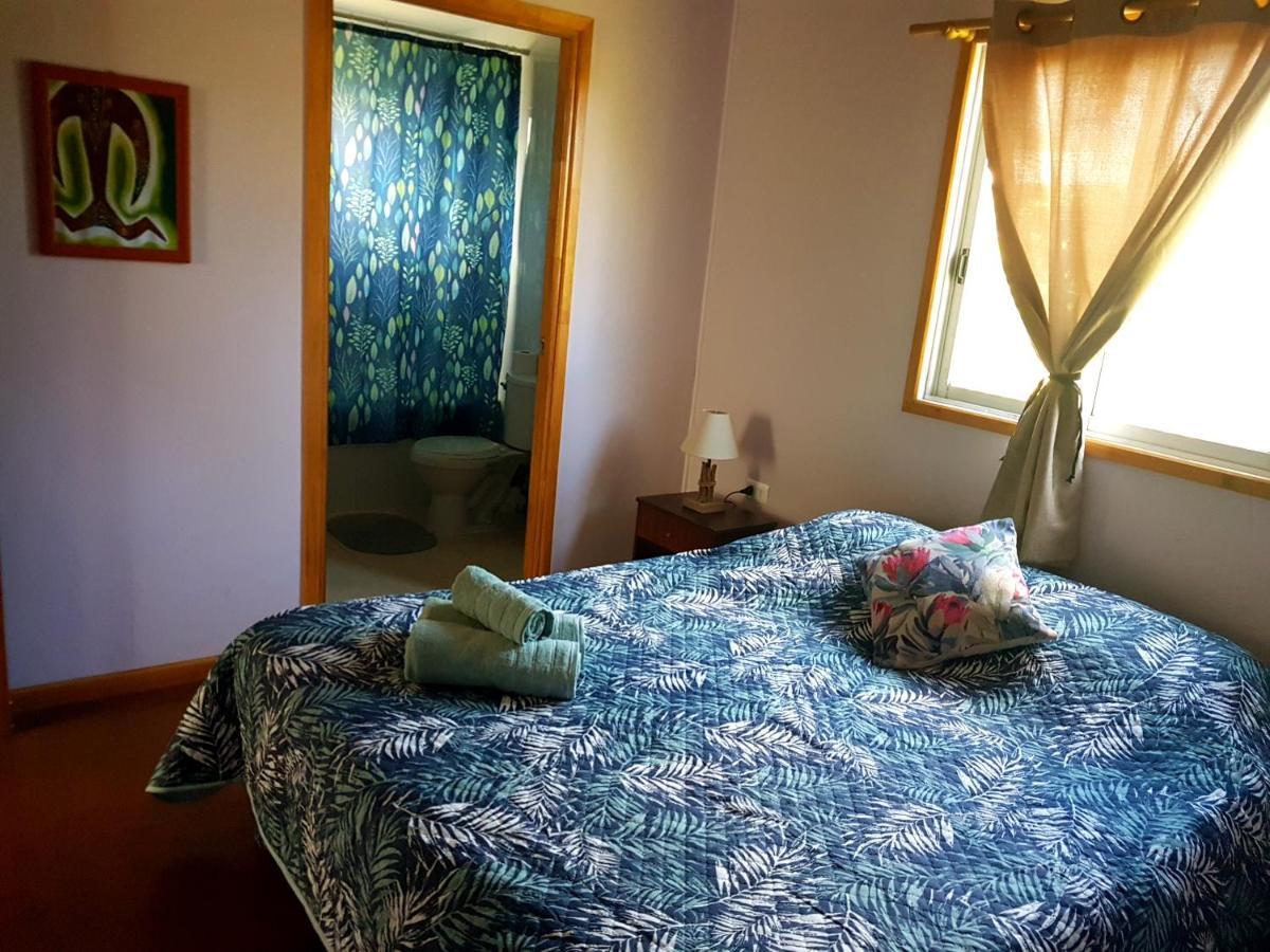 Uka Vaikava Villa Hanga Roa Bagian luar foto